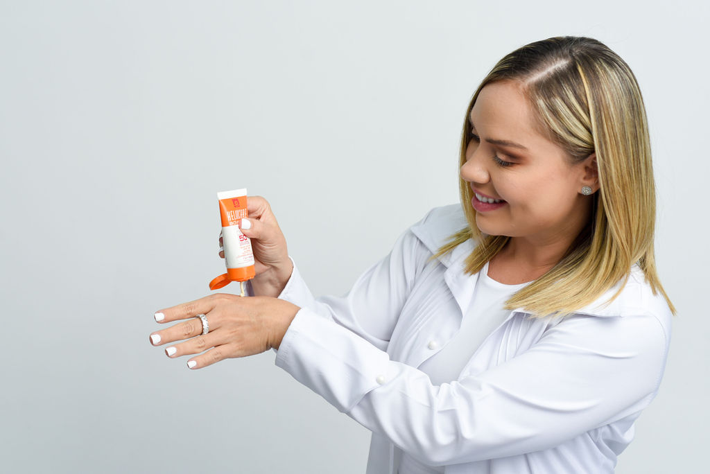 Dra. Alexandra Hernández - Cosmedical
